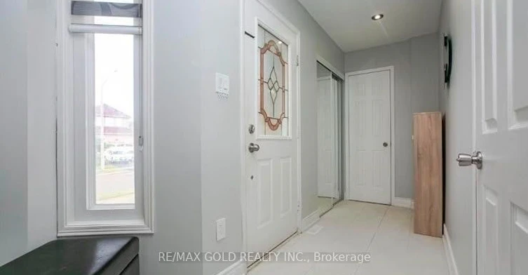 95 Lent Crescent, Brampton, ON, L6Y 4X7 - 5