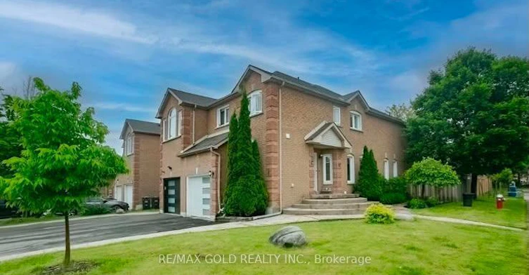 95 Lent Crescent, Brampton, ON, L6Y 4X7 - 2