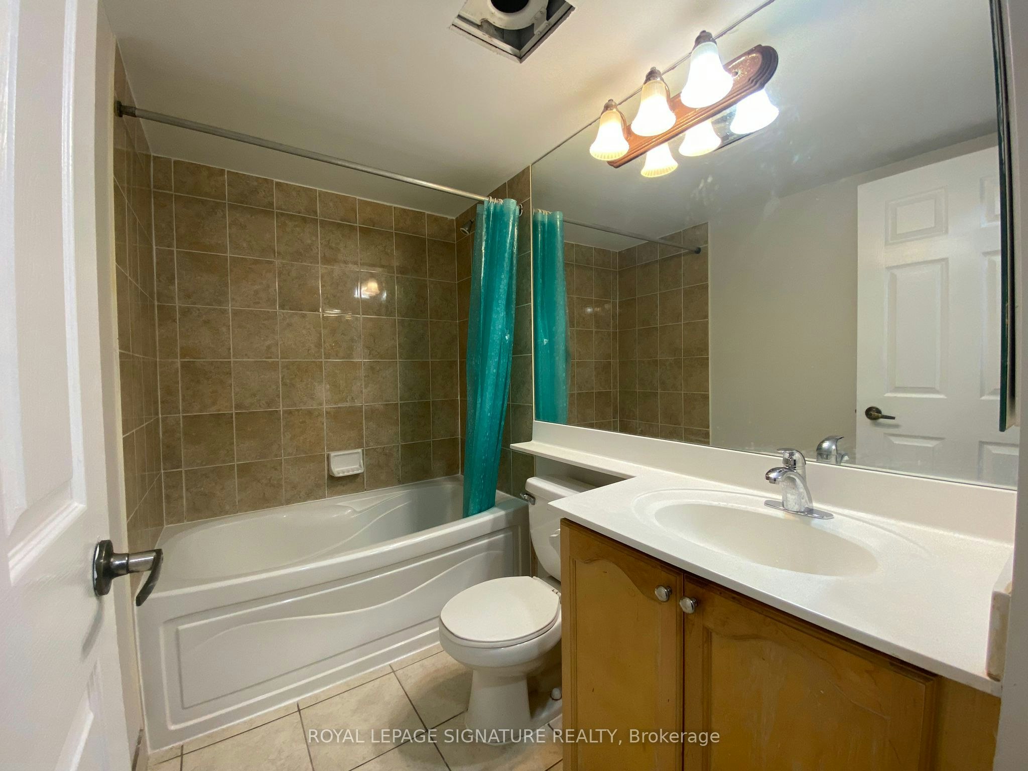 416-700 Humberwood Boulevard, Toronto, ON, M9W 7J4 - 24