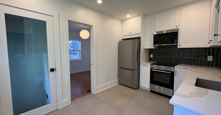 71 Bernice Crescent, Toronto, ON, M6N 1W7 - 3