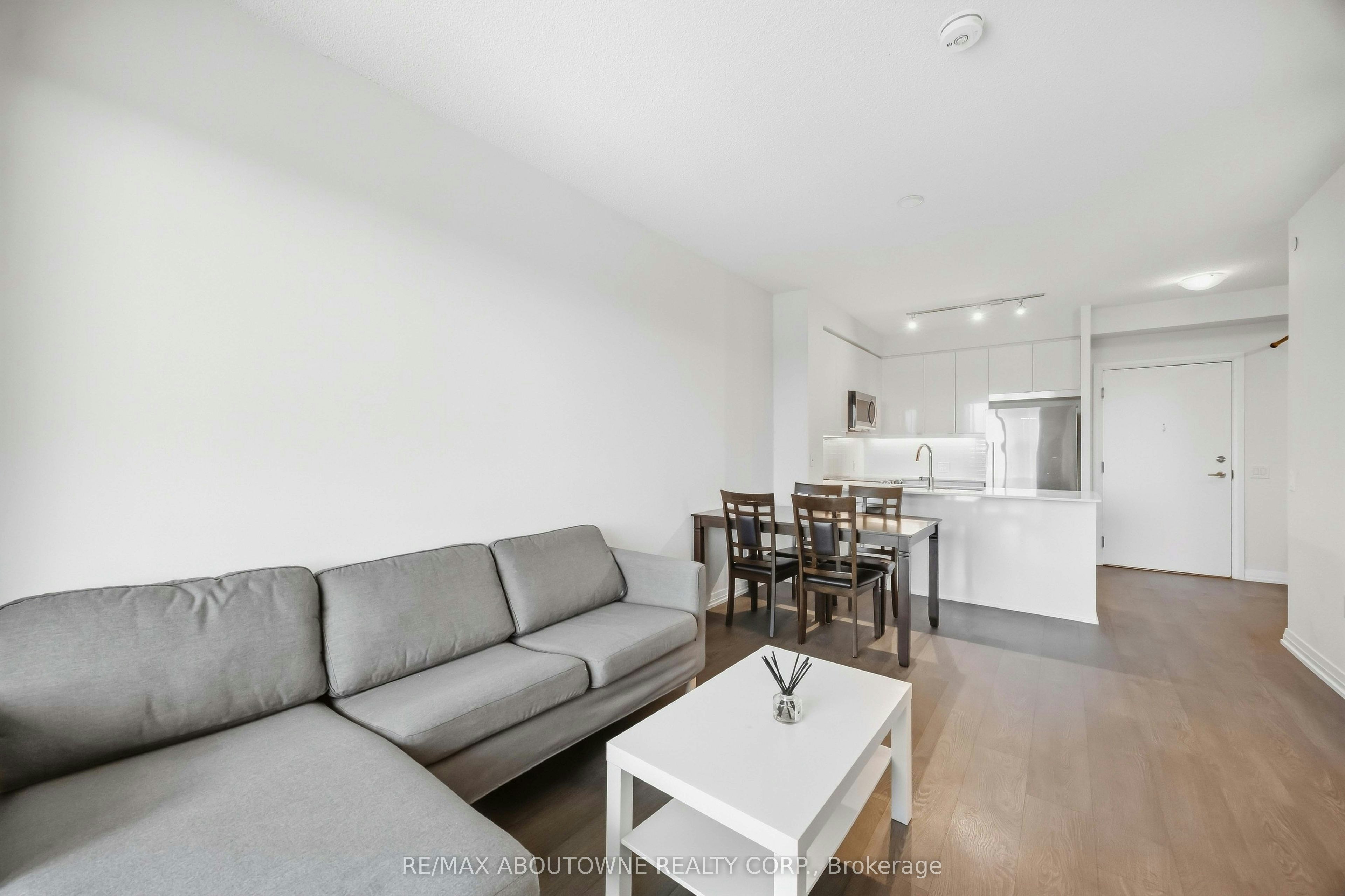 513-50 Thomas Riley Road, Toronto, ON, M9B 0C3 - 13