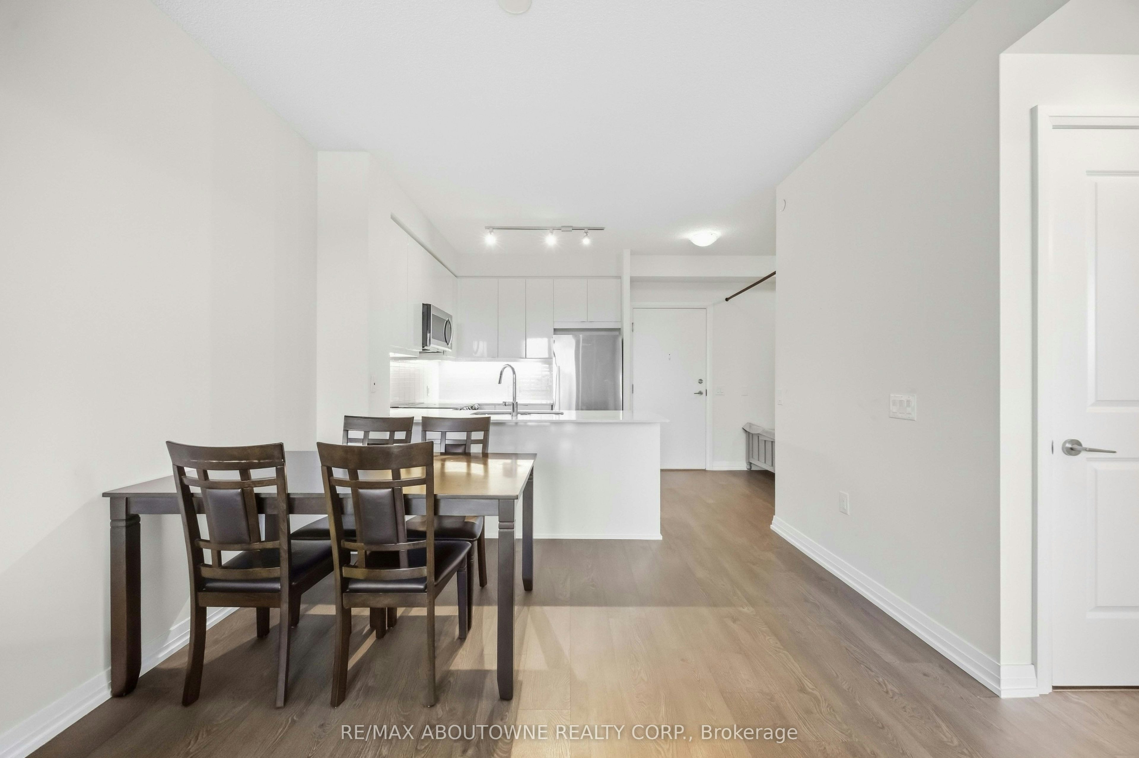 513-50 Thomas Riley Road, Toronto, ON, M9B 0C3 - 14