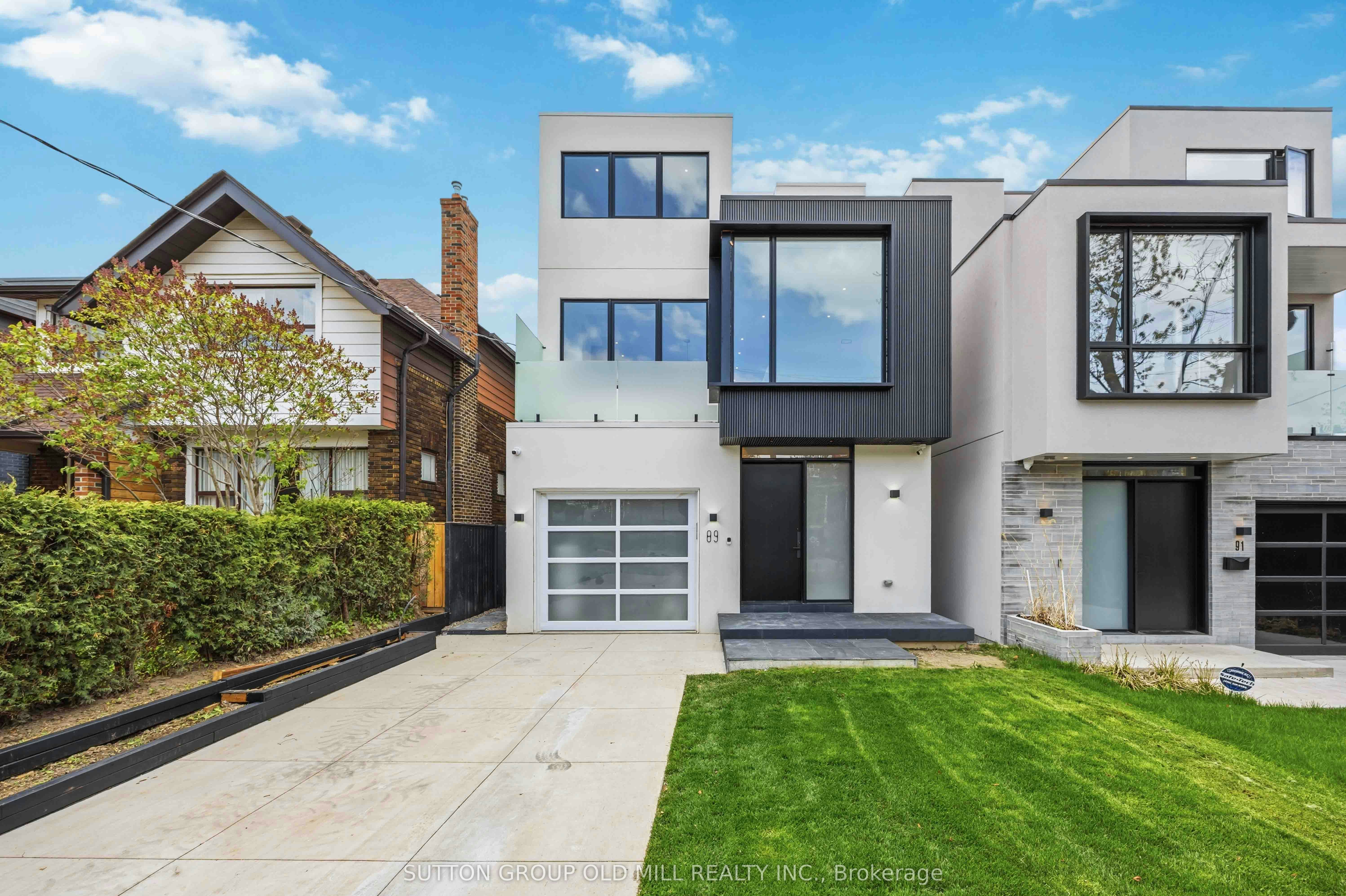 89 Regal Road, Toronto, ON, M6H 2J6