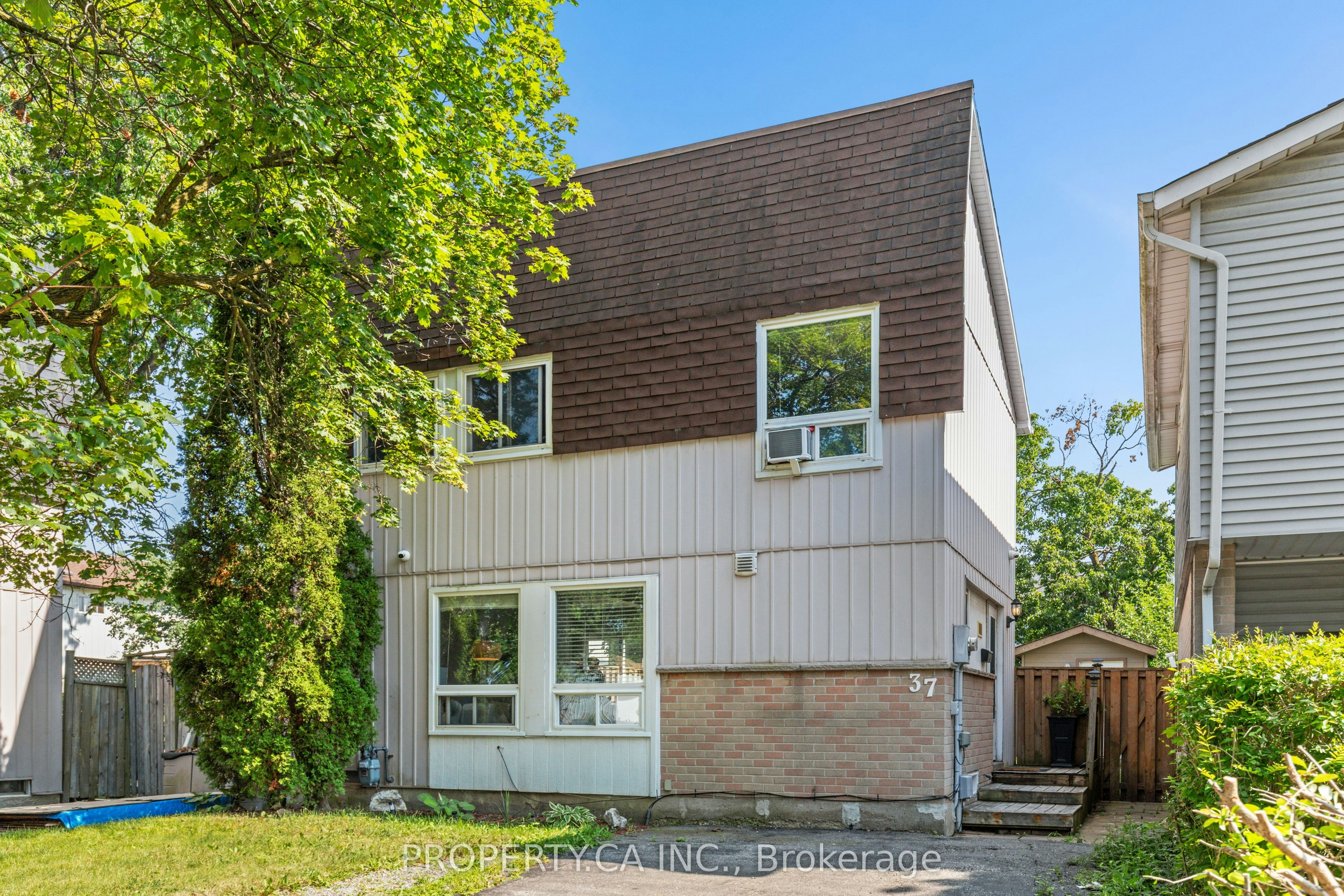 37 Gladstone Square, Brampton, ON, L6S 2H5