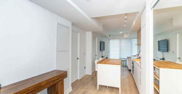 232-1100 Sheppard Avenue W, Toronto, ON, M3K 0E4 - 5