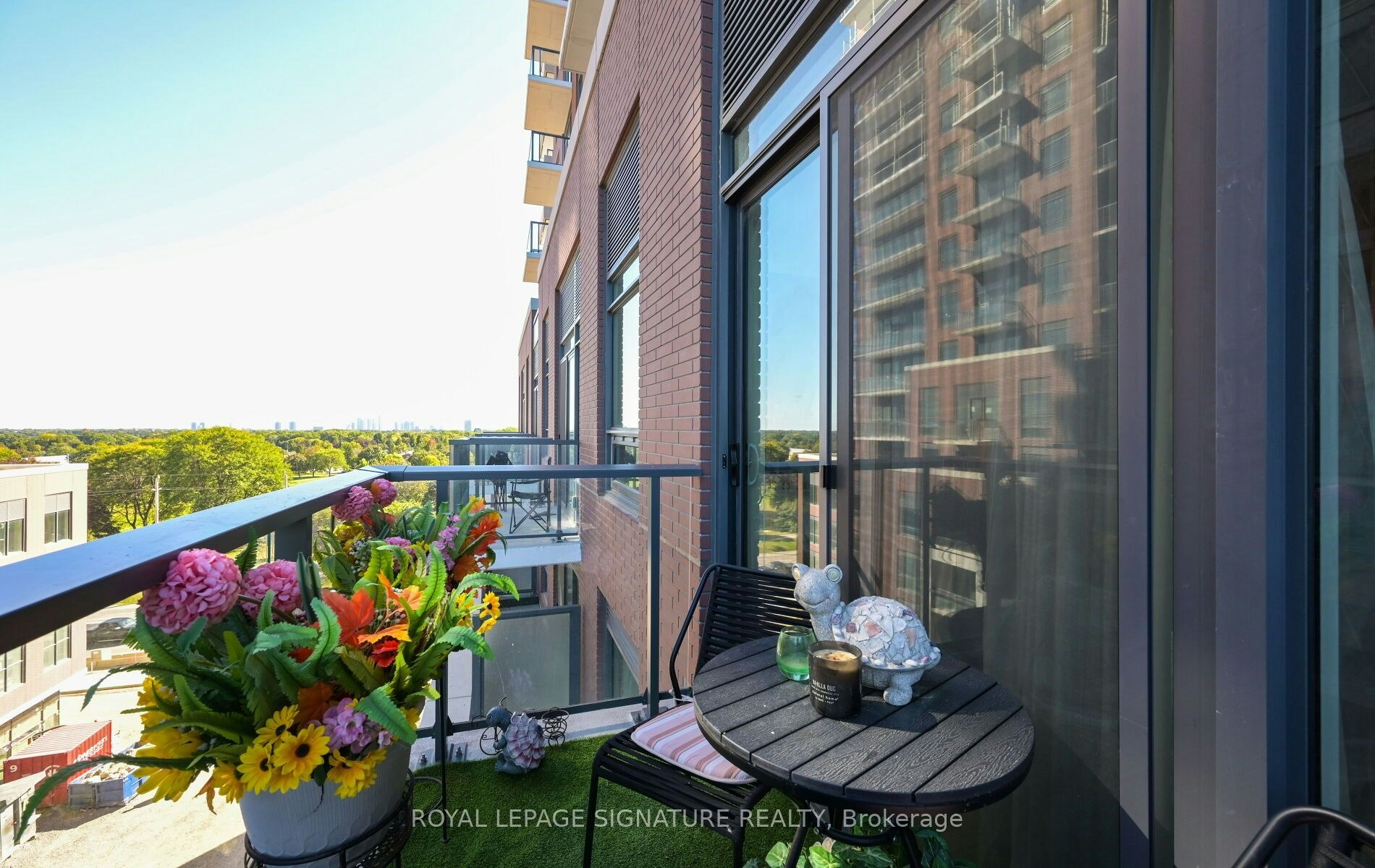 614-4010 Eglinton Avenue, Toronto, ON, M9A 4M2 - 24