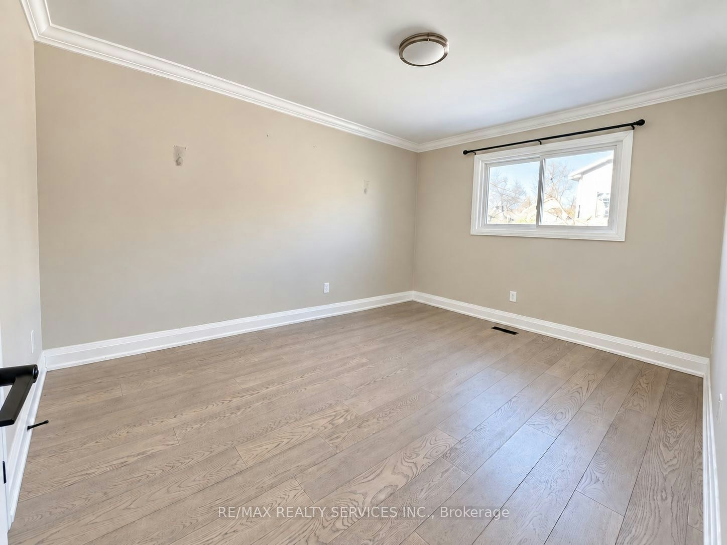 52 Centre Street N, Brampton, ON, L6V 1T2 - 13