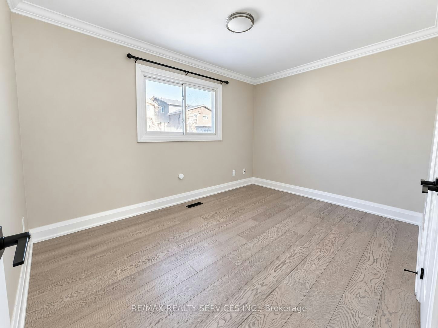 52 Centre Street N, Brampton, ON, L6V 1T2 - 15