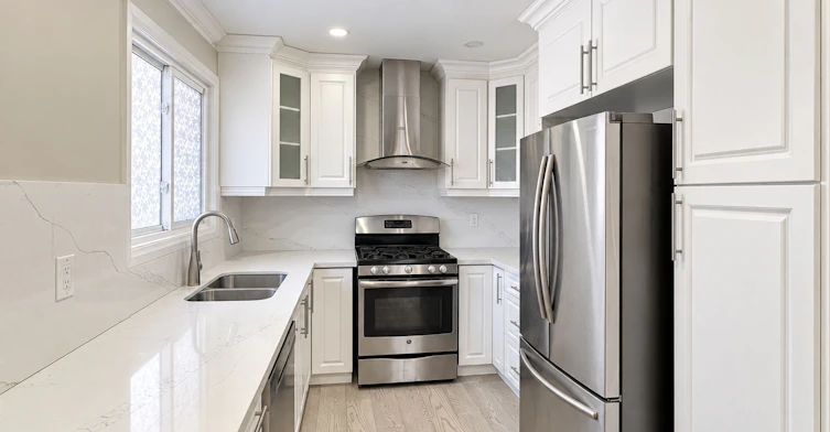 52 Centre Street N, Brampton, ON, L6V 1T2 - 9