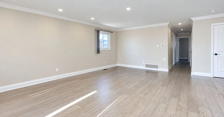 52 Centre Street N, Brampton, ON, L6V 1T2 - 6