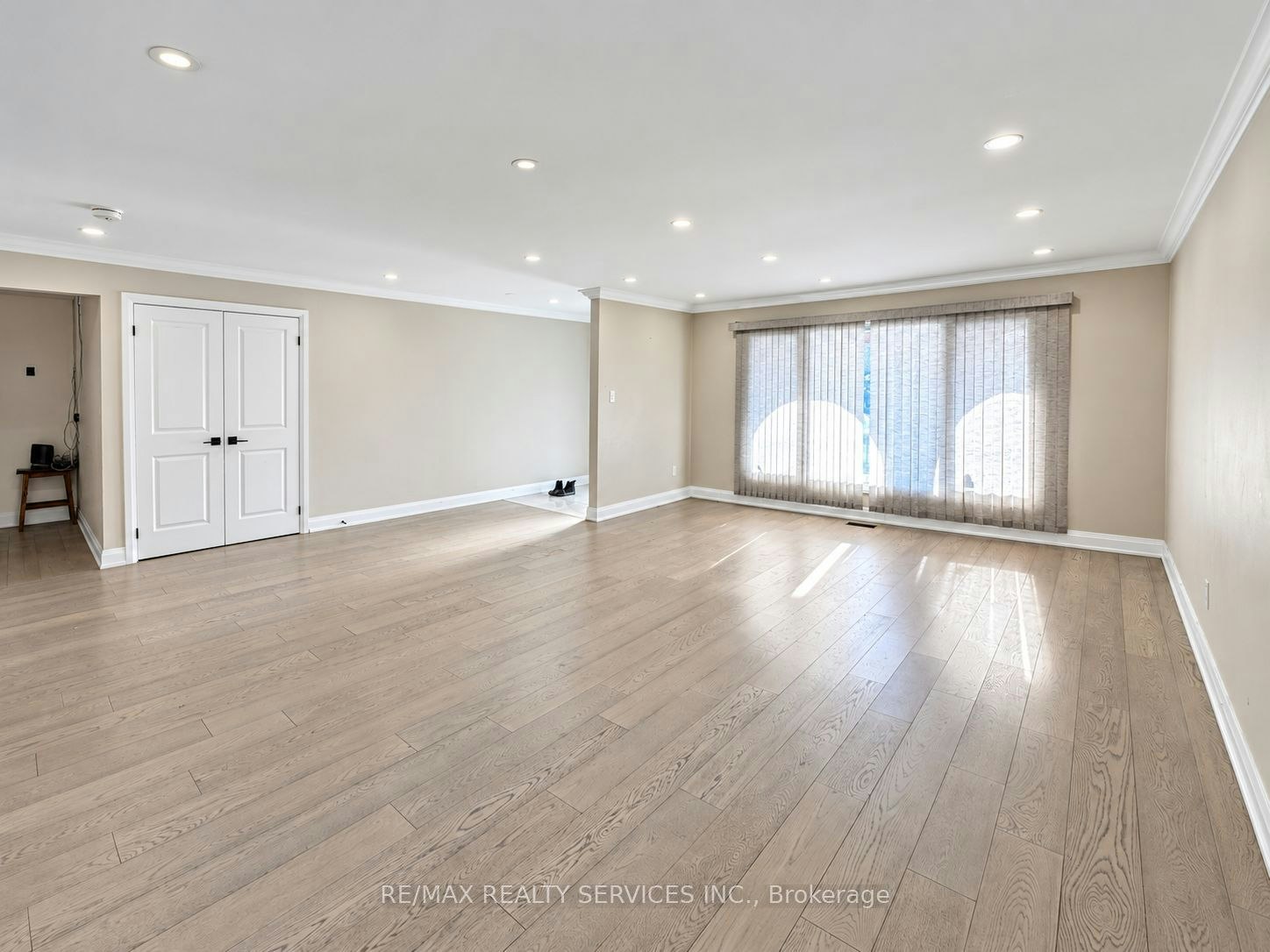 52 Centre Street N, Brampton, ON, L6V 1T2 - 4