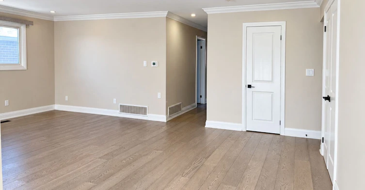 52 Centre Street N, Brampton, ON, L6V 1T2 - 5