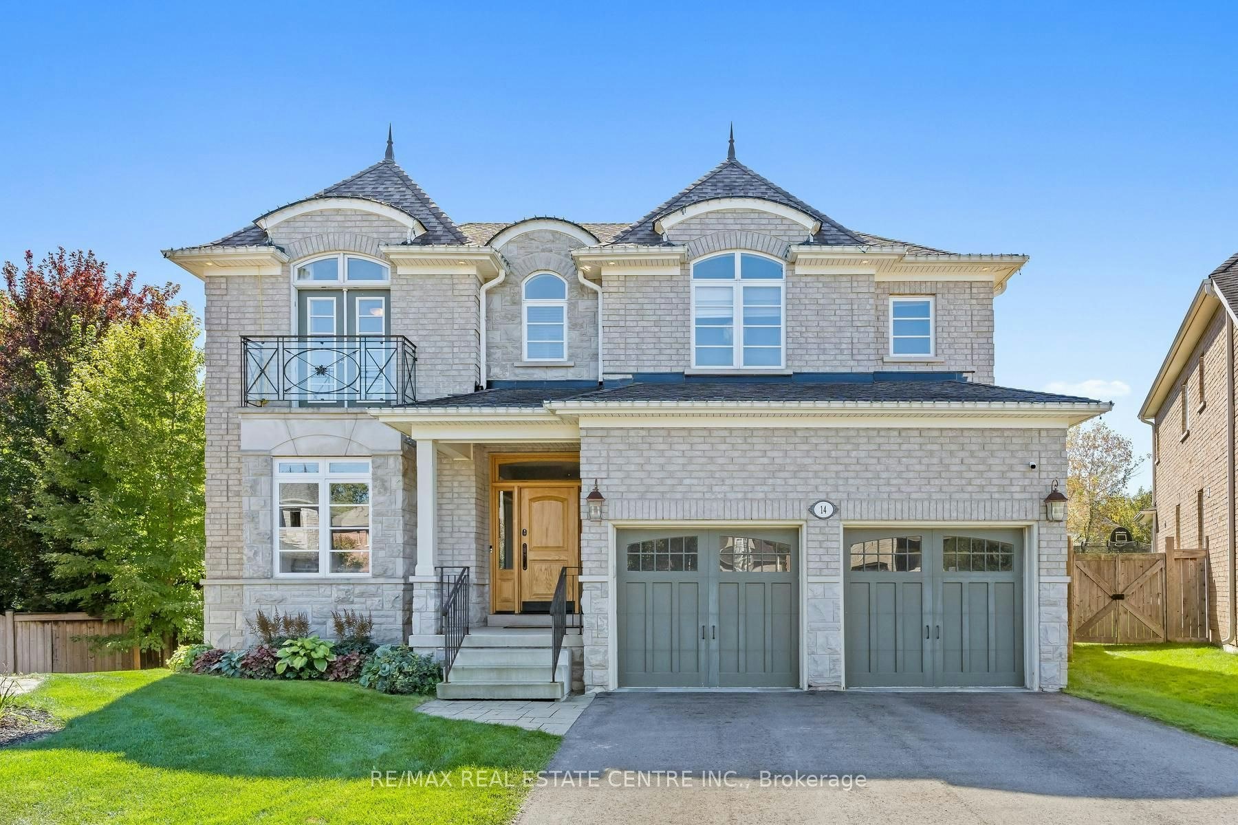 14 View Point Circle, Halton Hills, ON, L7G 6P2