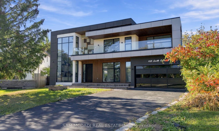 468 Saville Crescent