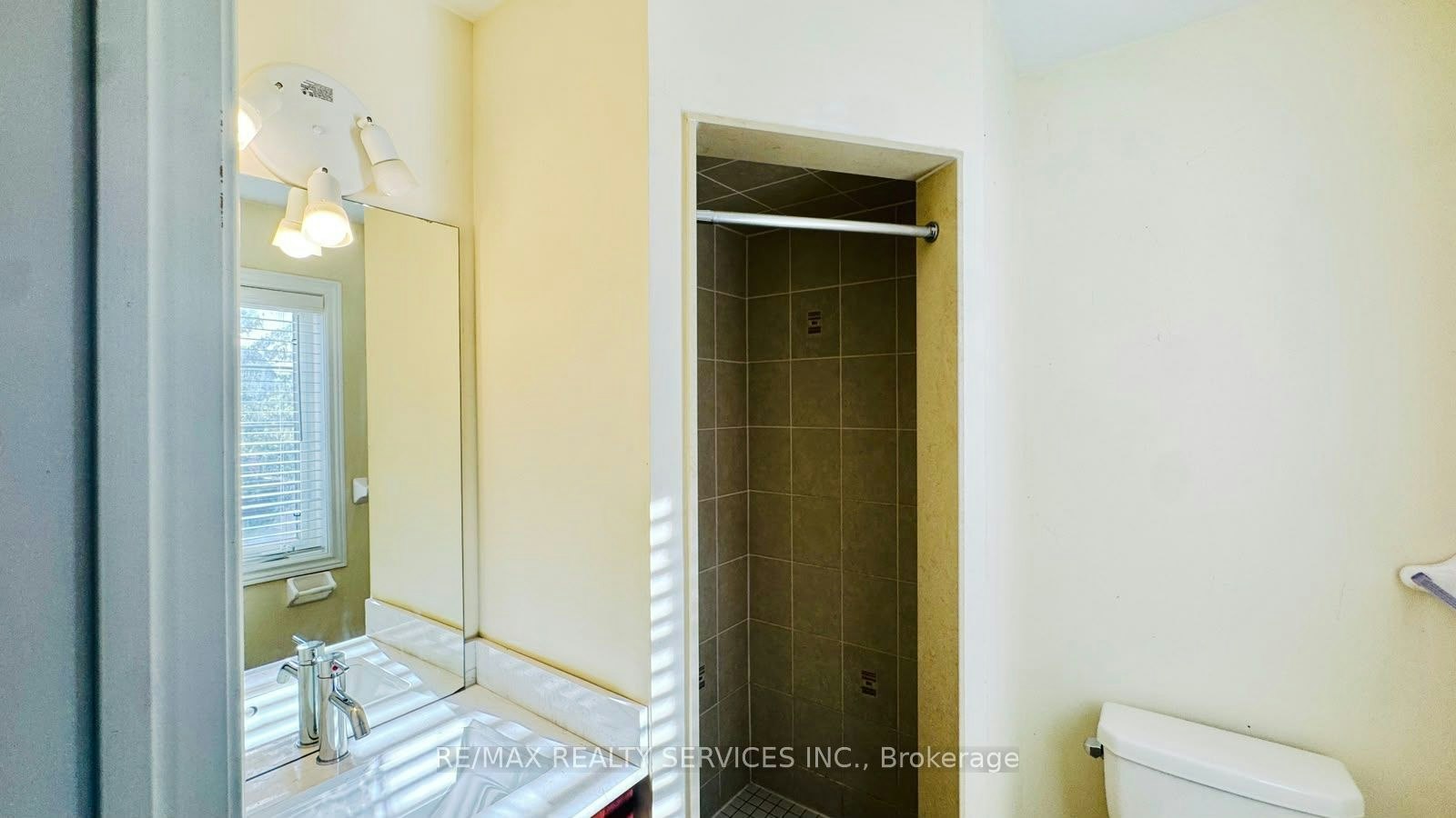12 Urbana Road, Brampton, ON, L6Y 0R6 - 8