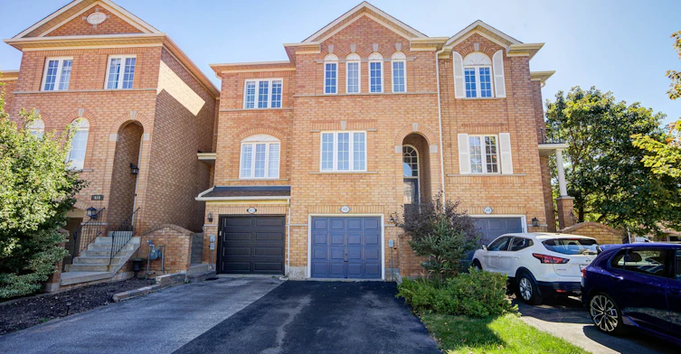 410 Fairgate Way, Oakville, ON, L6H 6Y1
