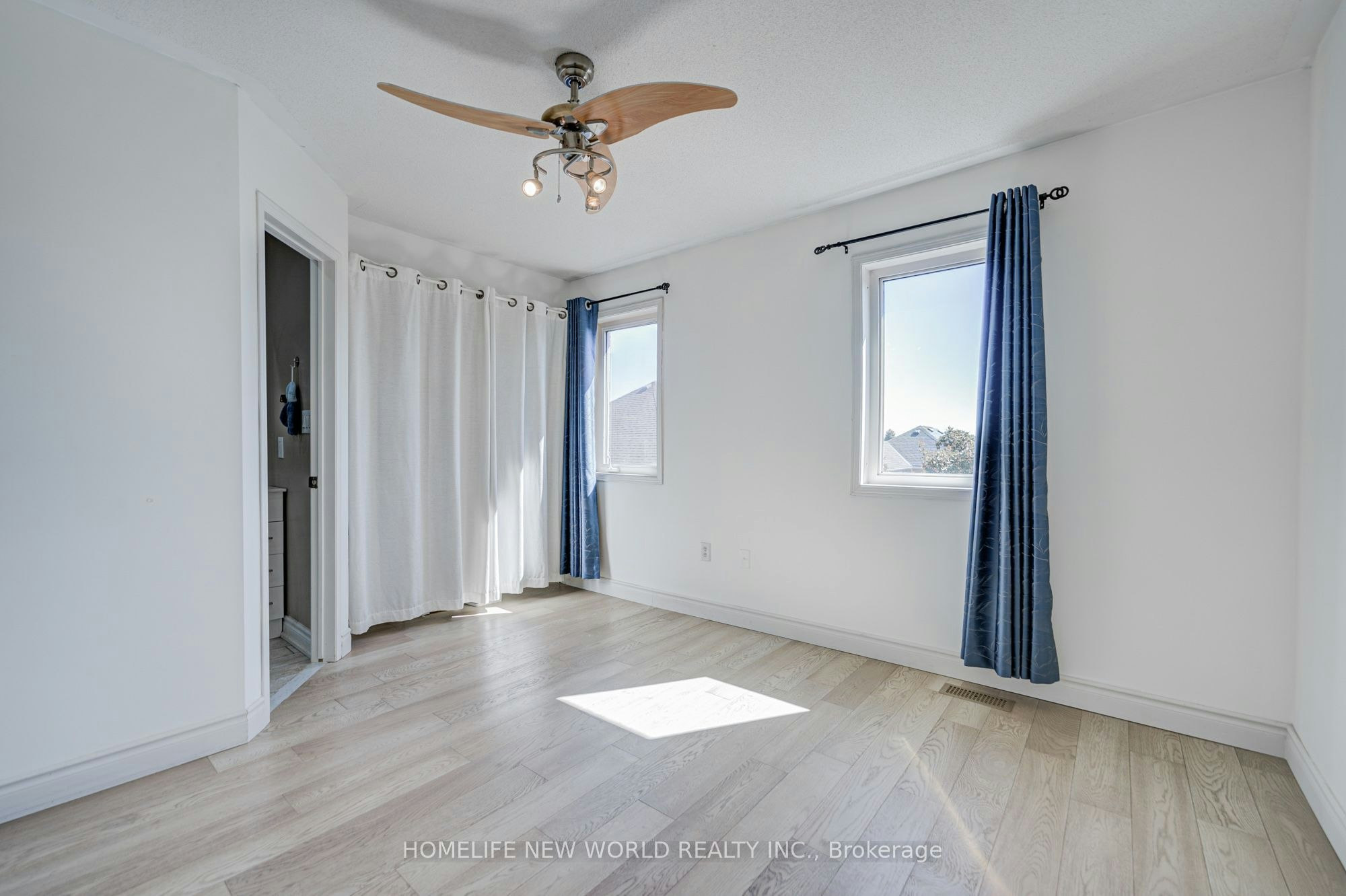 410 Fairgate Way, Oakville, ON, L6H 6Y1 - 24