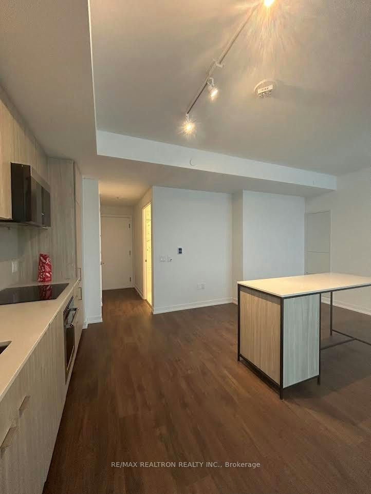 407-251 Masonry Way, Mississauga, ON, L5H 0B2 - 2