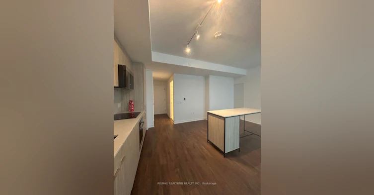 407-251 Masonry Way, Mississauga, ON, L5H 0B2 - 2