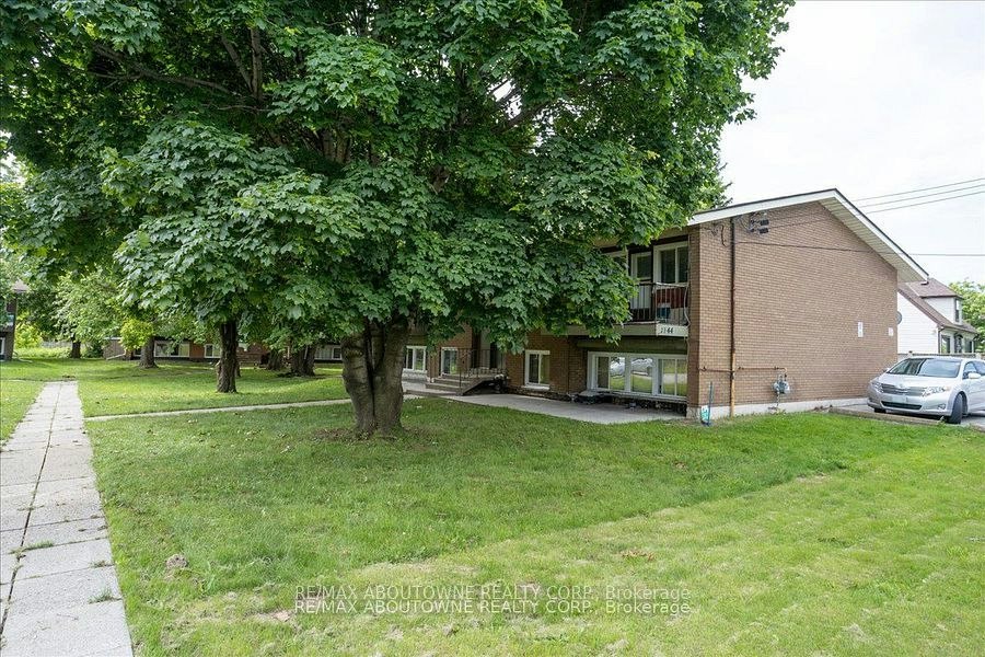 4-2344 Queensway Drive, Burlington, ON, L7R 3T3 - 2