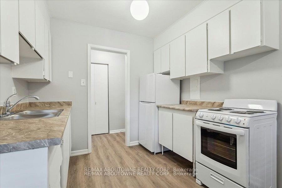 4-2344 Queensway Drive, Burlington, ON, L7R 3T3 - 12