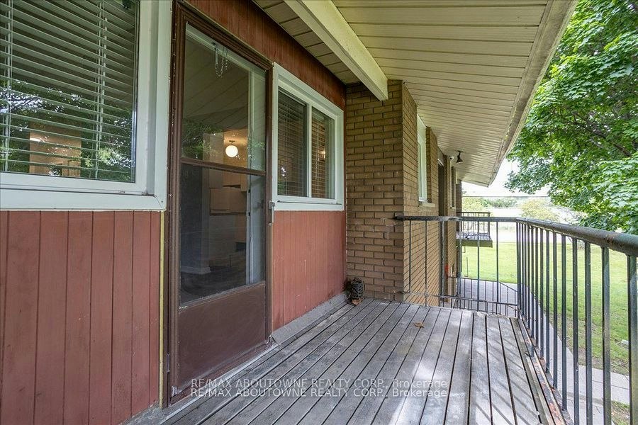 4-2344 Queensway Drive, Burlington, ON, L7R 3T3 - 37