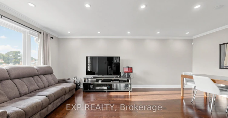 Main-71 Addington Crescent, Brampton, ON, L6T 2R4 - 5