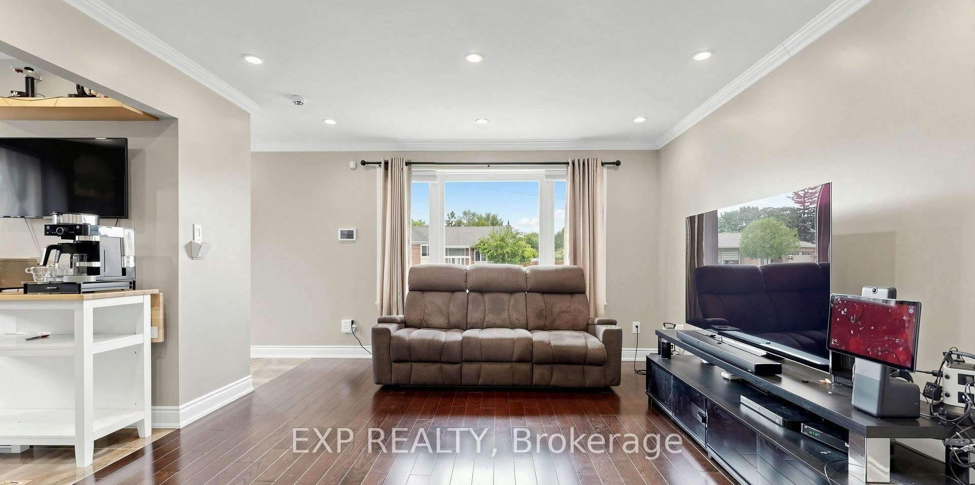 Main-71 Addington Crescent, Brampton, ON, L6T 2R4 - 3