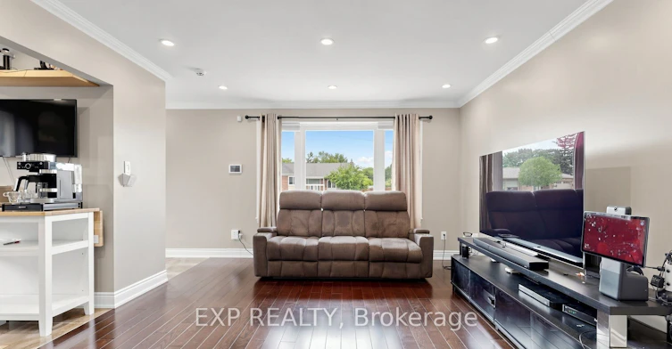 Main-71 Addington Crescent, Brampton, ON, L6T 2R4 - 3