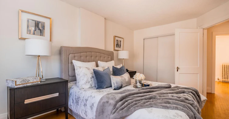 25 Methuen Avenue, Toronto, ON, M6S 1Z7 - 16