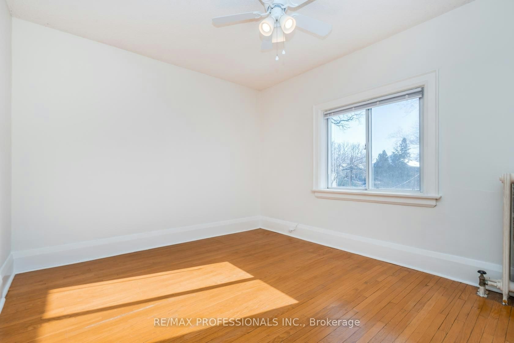 25 Methuen Avenue, Toronto, ON, M6S 1Z7 - 18