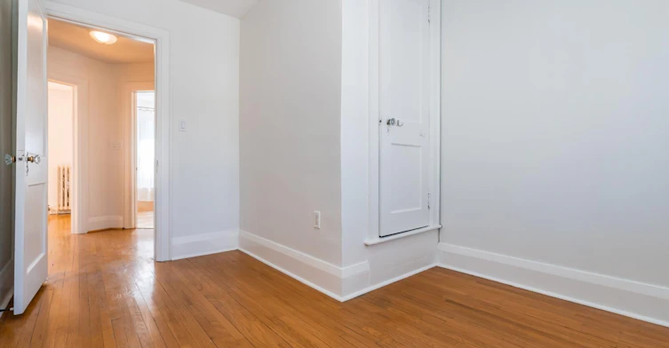 25 Methuen Avenue, Toronto, ON, M6S 1Z7 - 17