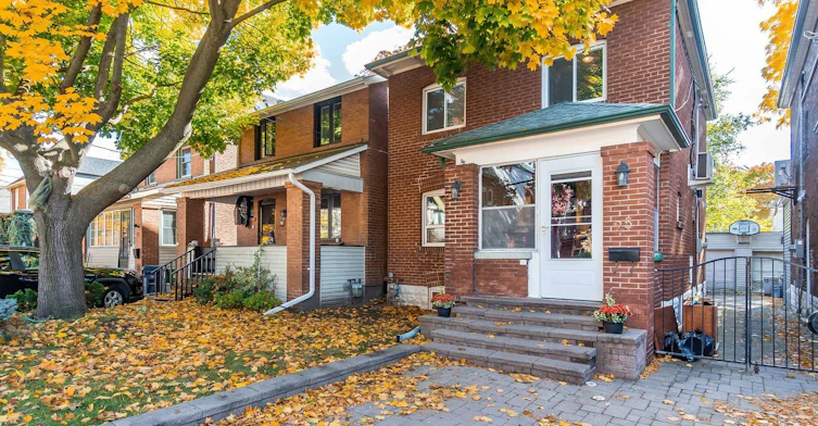 25 Methuen Avenue, Toronto, ON, M6S 1Z7