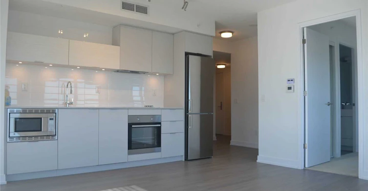 2009-20 Thomas Riley Road, Toronto, ON, M9B 0C3 - 2