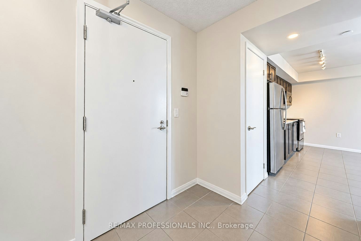 2005-830 Lawrence Avenue W, Toronto, ON, M6A 1C3 - 4