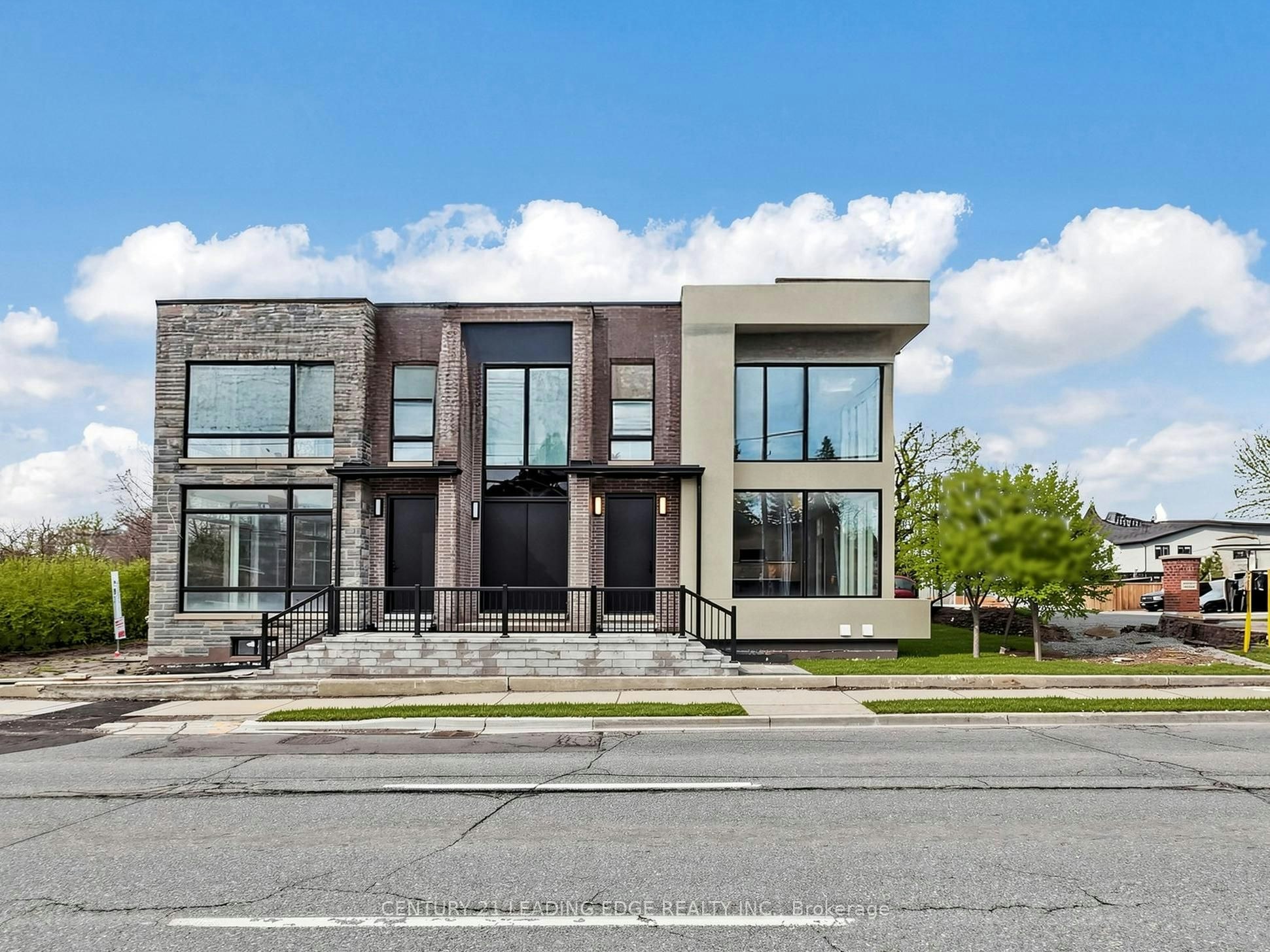 5A-170 Dixon Road, Toronto, ON, M9P 2L8