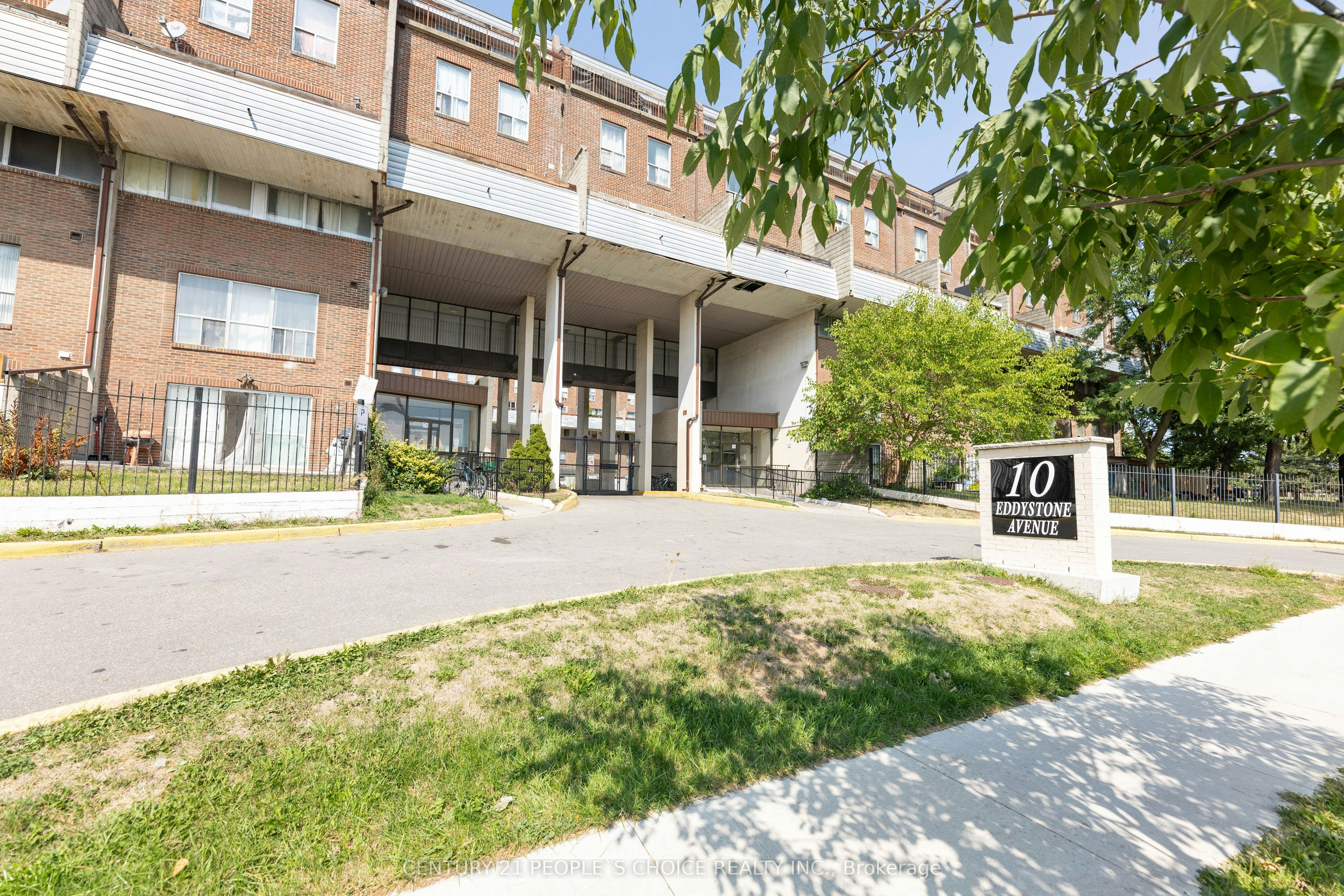 116-10 Eddystone Avenue, Toronto, ON, M3N 2T2