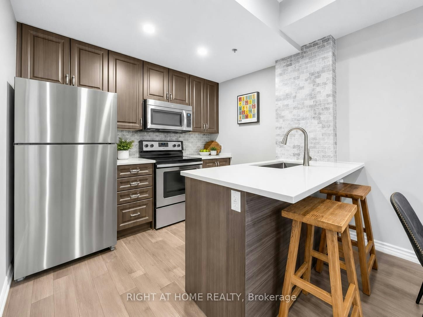 23-120 Twenty Fourth Street, Toronto, ON, M8V 0B8 - 5