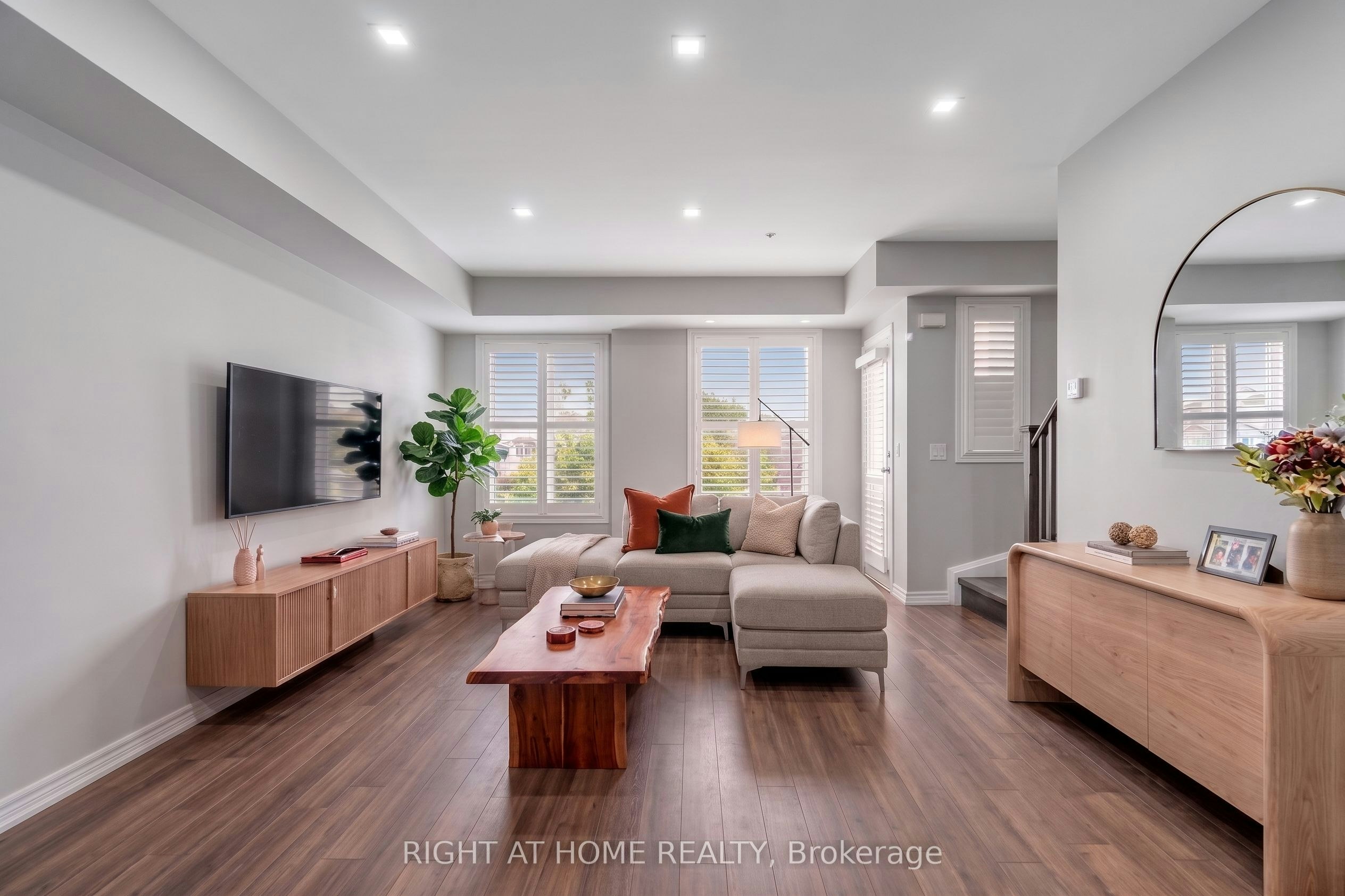 23-120 Twenty Fourth Street, Toronto, ON, M8V 0B8 - 3