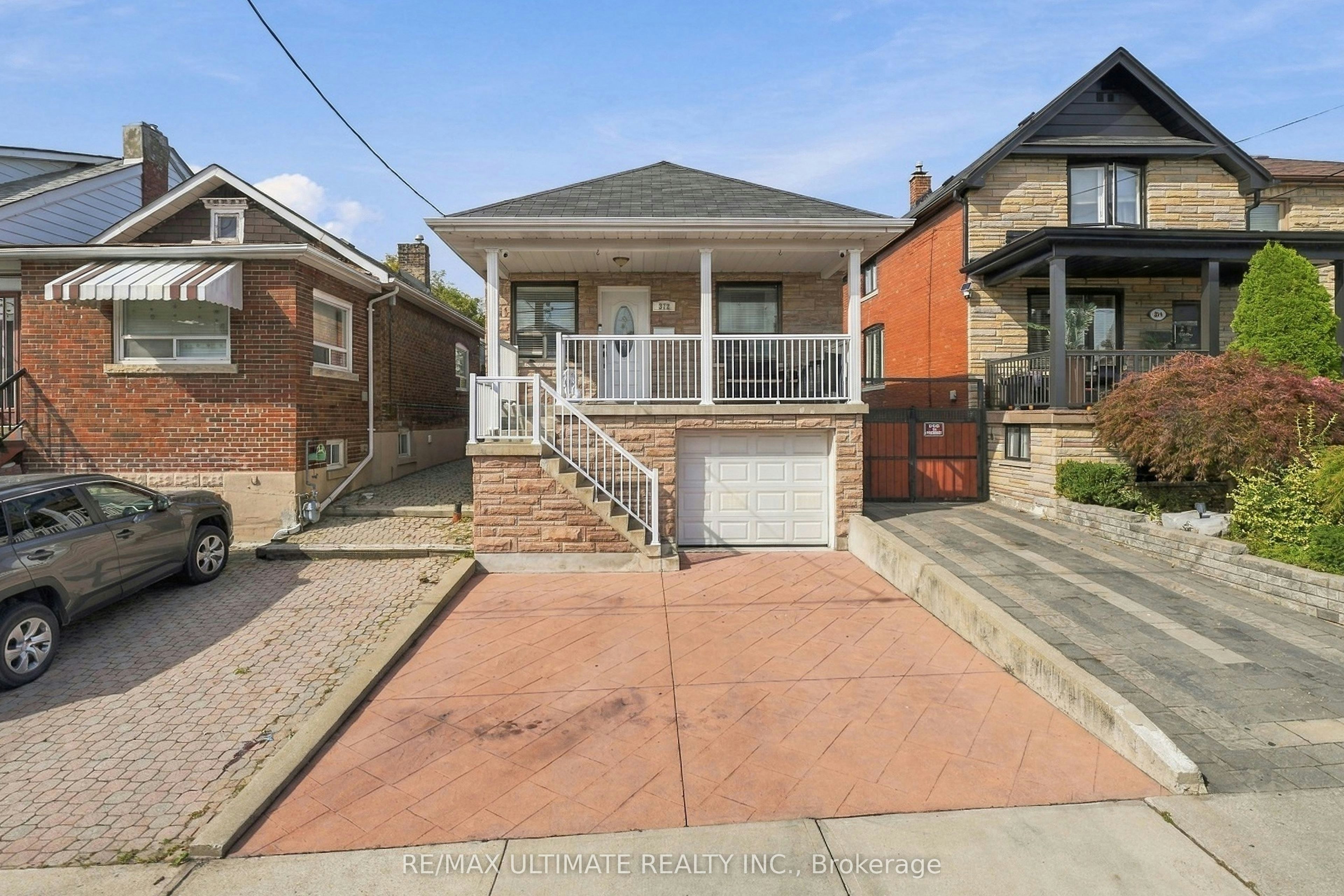 372 Blackthorn Avenue, Toronto, ON, M6M 3B9