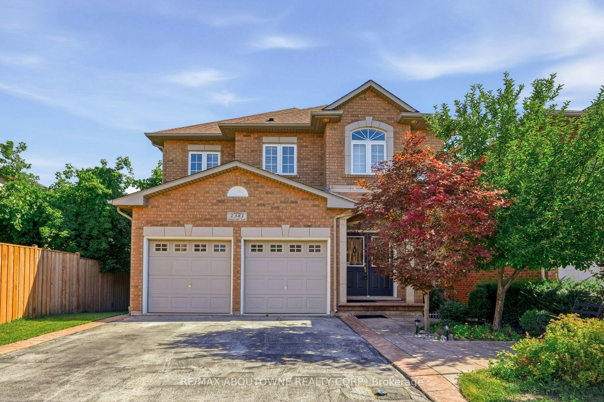 2381 Grand Oak Trail, Oakville, ON, L6M 4V4