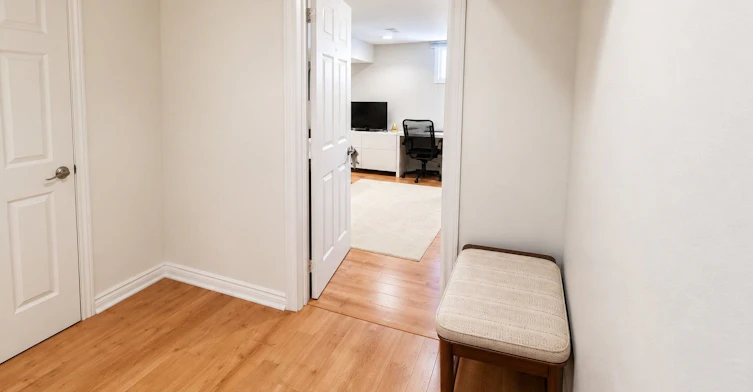 L.L.-104 Rankin Crescent, Toronto, ON, M6P 4G6 - 7