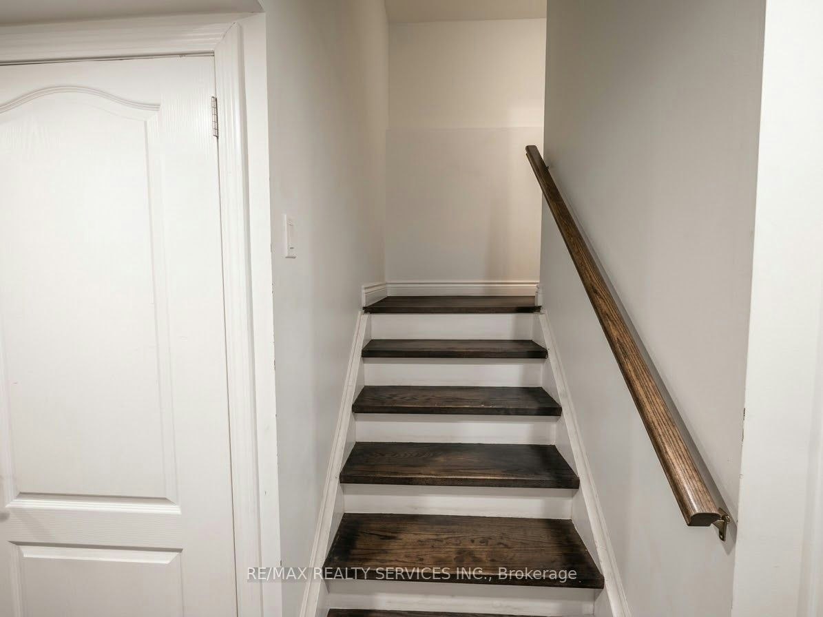 4 Butterchurn Road, Brampton, ON, L6X 4V1 - 12