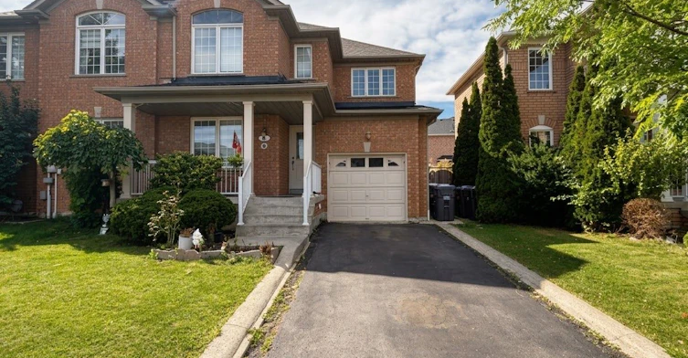 4 Butterchurn Road, Brampton, ON, L6X 4V1