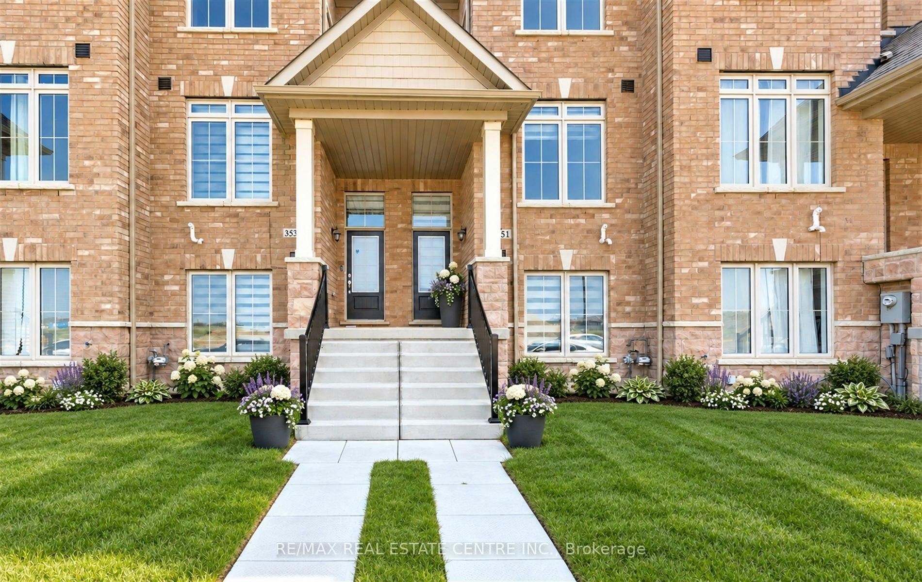 353 Inspire Boulevard, Brampton, ON, L6R 0B8 3