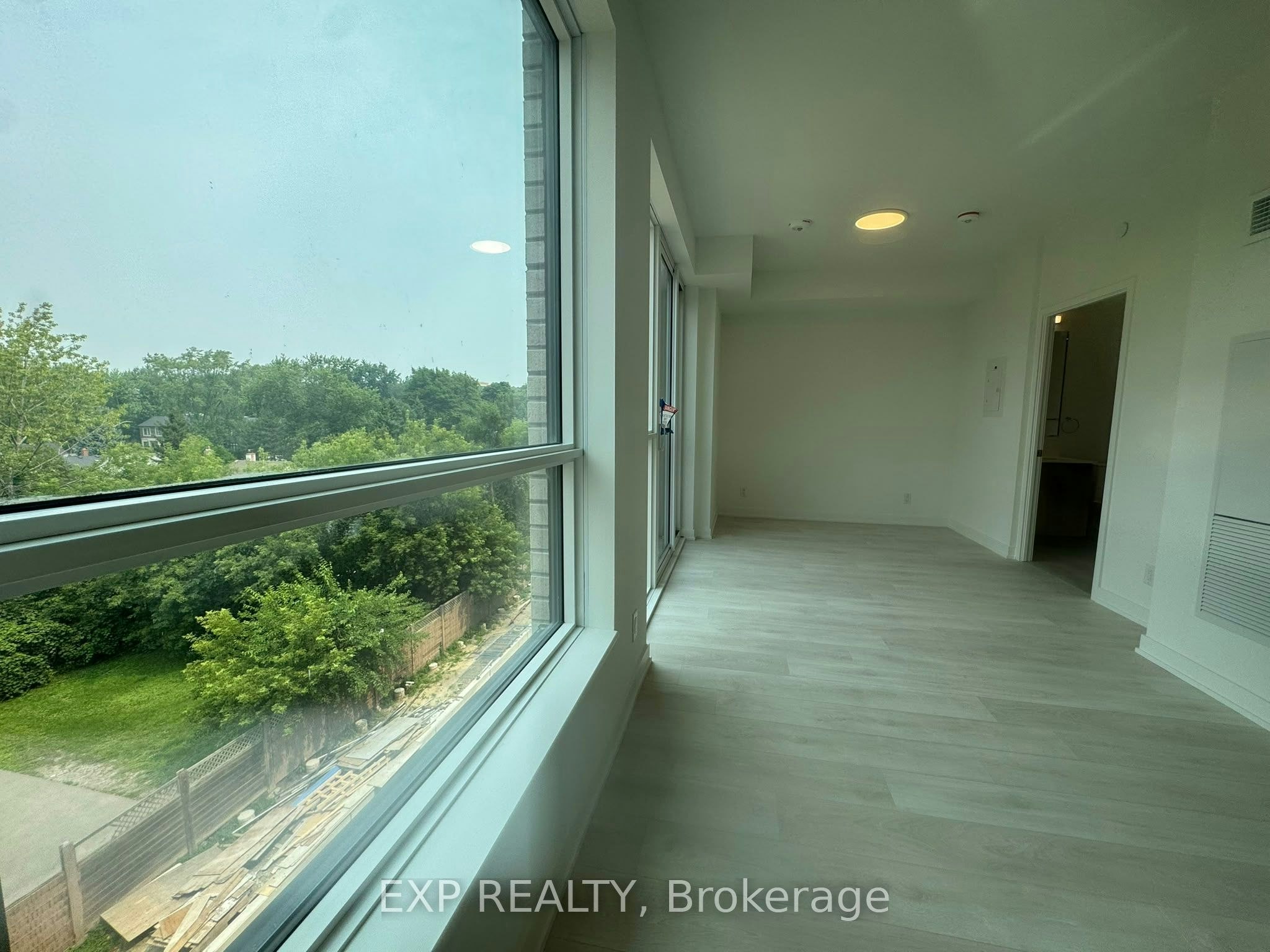 431-1381 Lakeshore Road E, Mississauga, ON, L5E 1G6 - 2