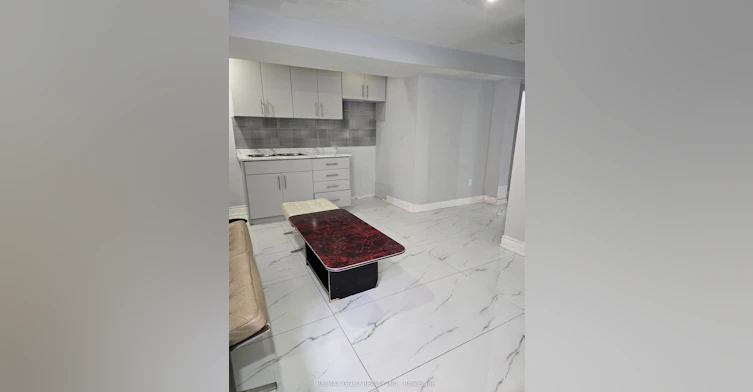 18 Markham Street, Brampton, ON, L6S 2X7 - 10