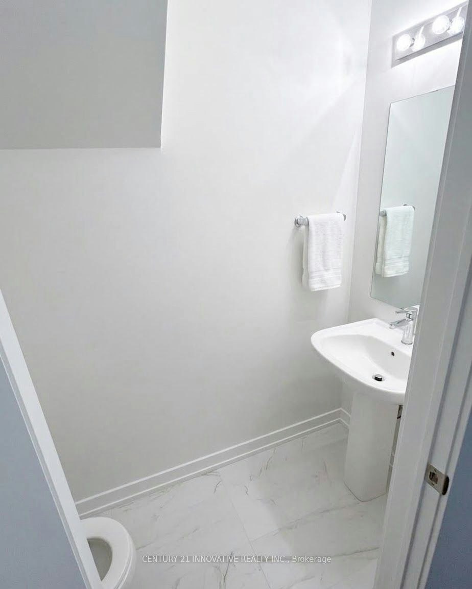 10-3538 Colonial Drive, Mississauga, ON, L5L 5R9 - 4