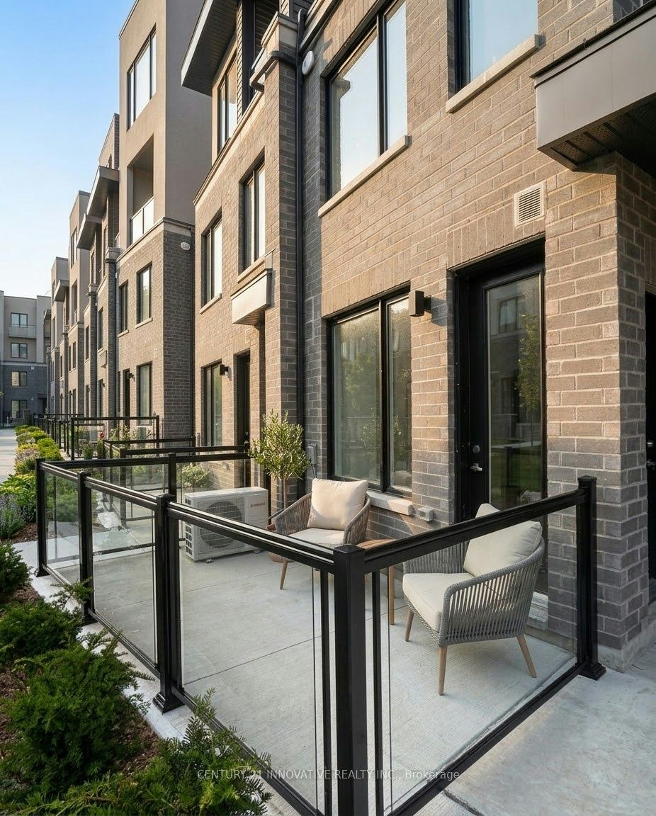 10-3538 Colonial Drive, Mississauga, ON, L5L 5R9