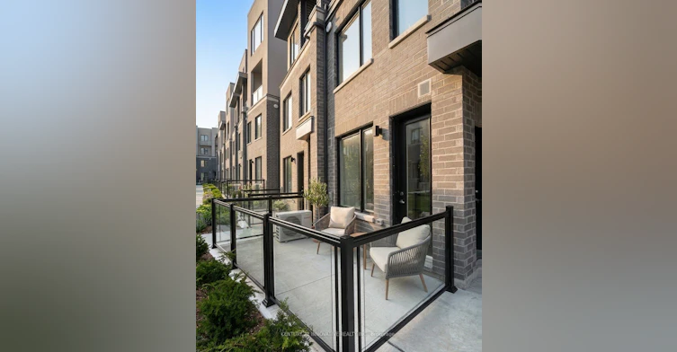 10-3538 Colonial Drive, Mississauga, ON, L5L 5R9